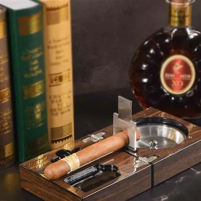 Sigarru Ashtray Injam